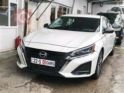 نيسان ألتيما